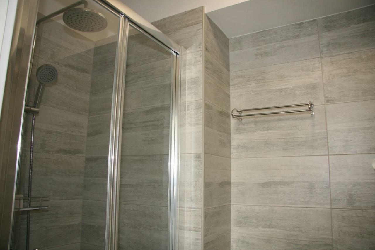 Stylish Apartment In City Center Pula Exterior photo